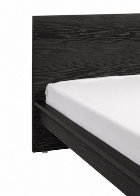 Colección IVANNA
Base de cama, alta, NEGRO-BLANCO encino rojo macizo.